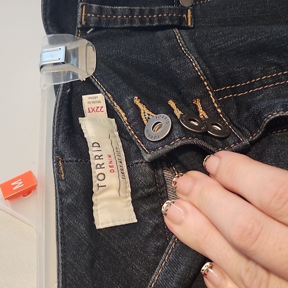 Jegging Skinny High-Rise Jean - Picture 7 of 16